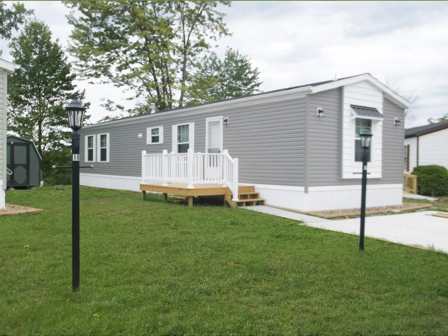 Colonial Heights – photo 1
