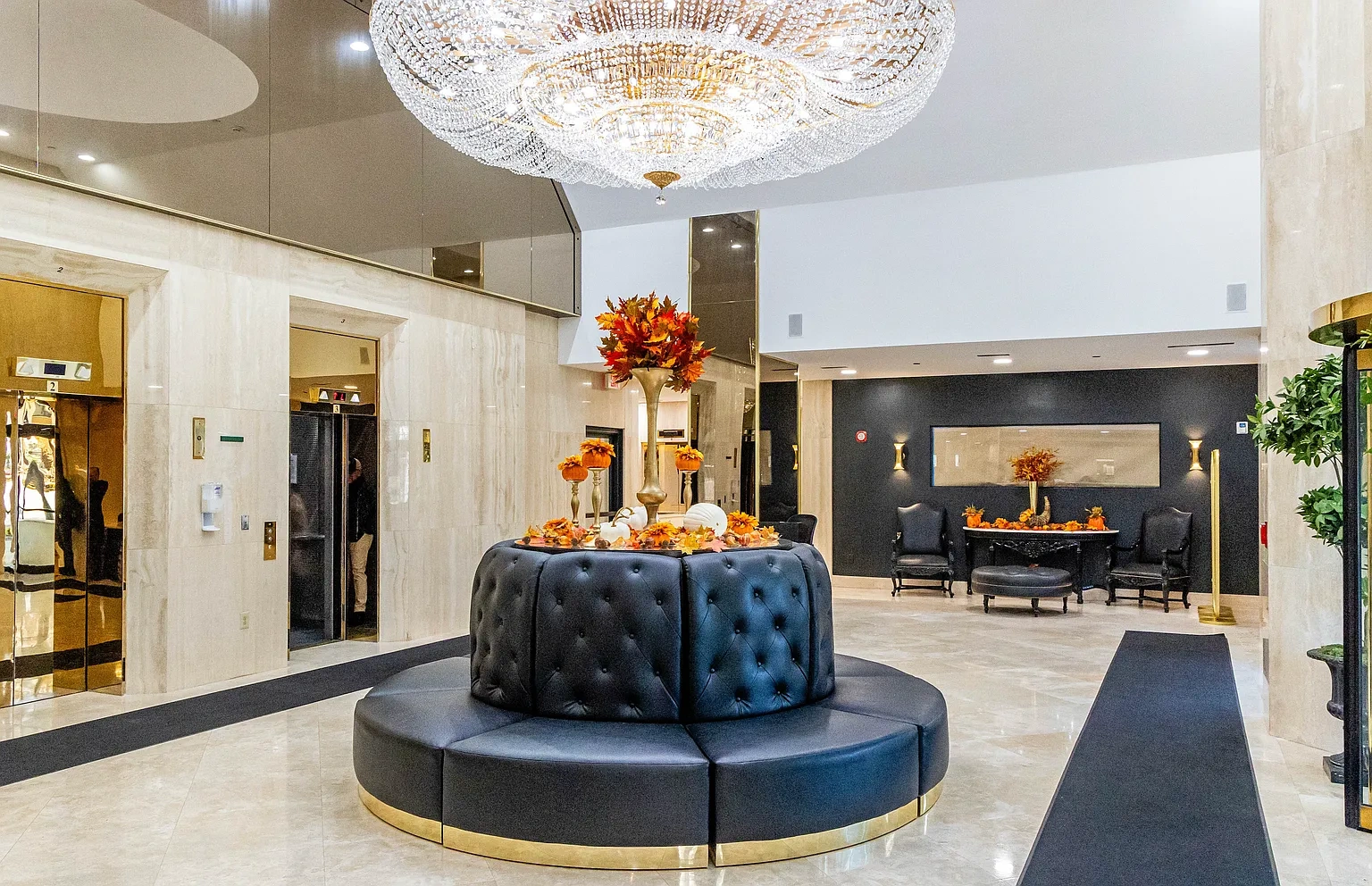 Excelsior II Apartments – photo 4