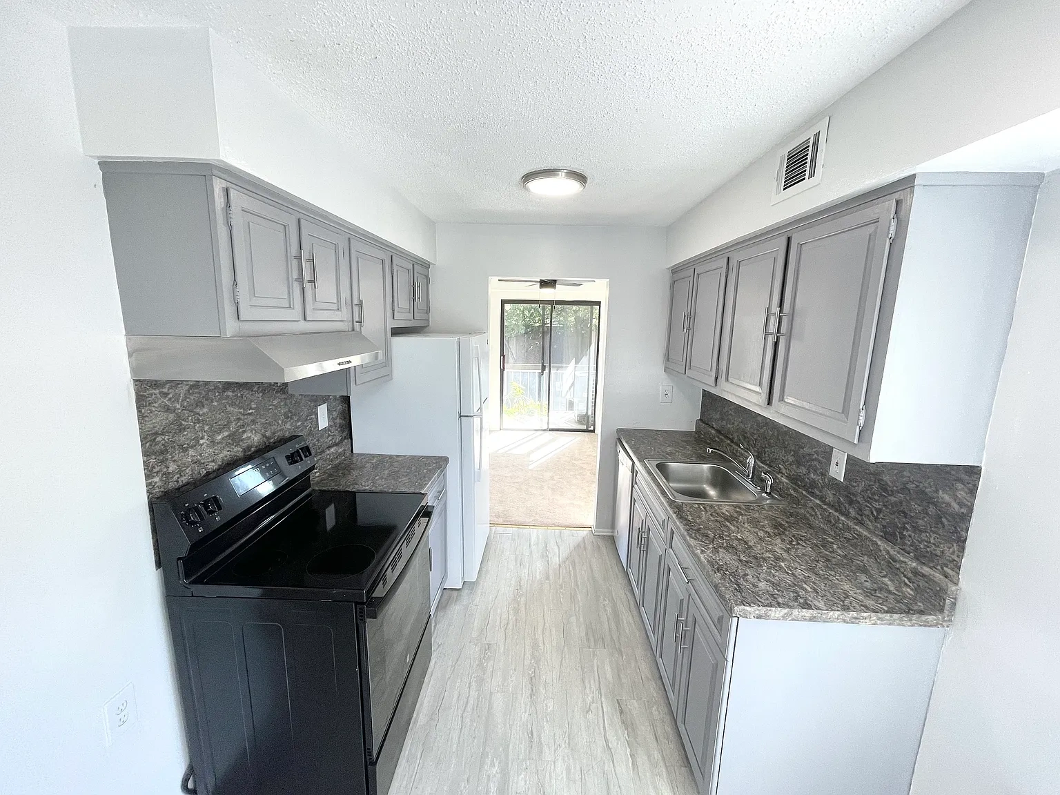 Sleepy Hollow Garden Apartments – Floor plan