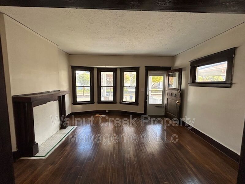 1520 Alameda Ave unit 1522 – photo 2