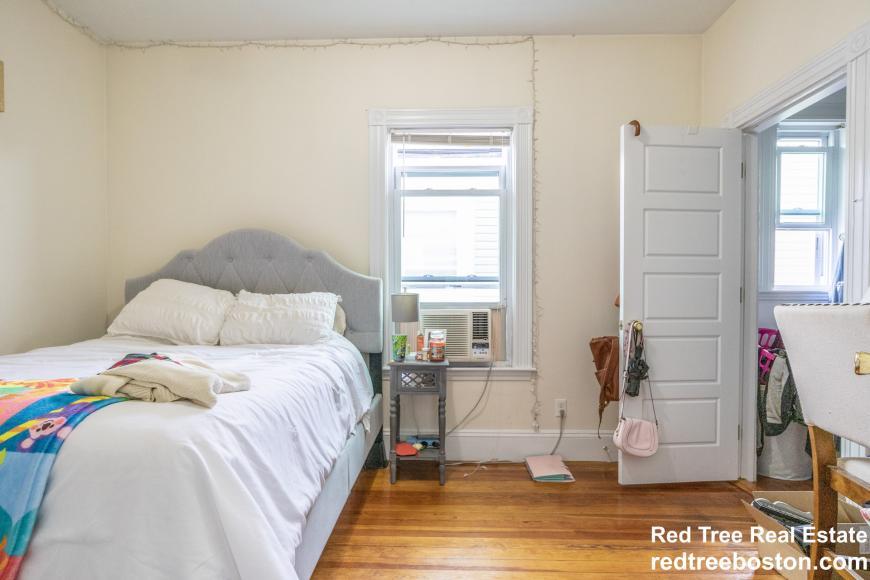 35 Harbor View St – photo 5