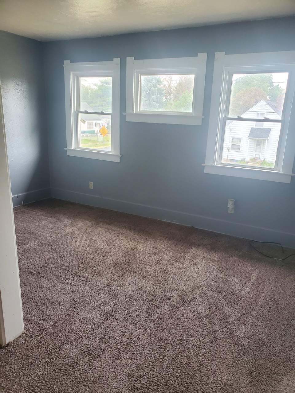 710 E Lake St – photo 1