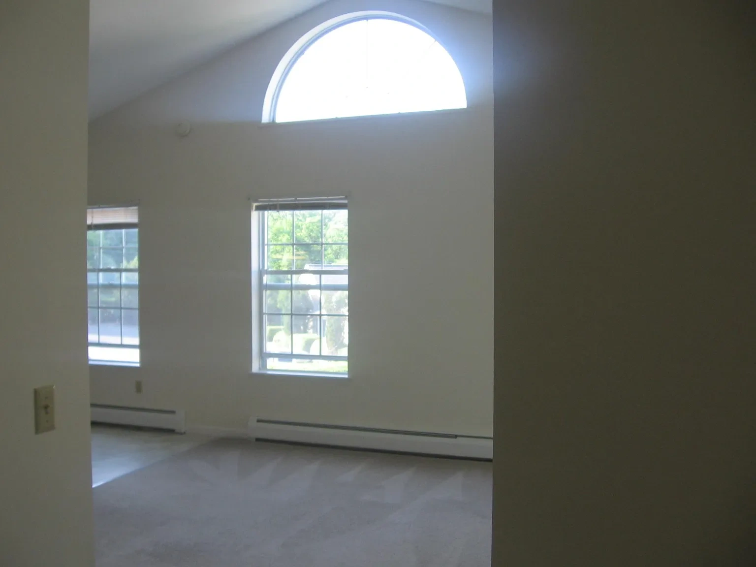 Eastgate Apartments – photo 5