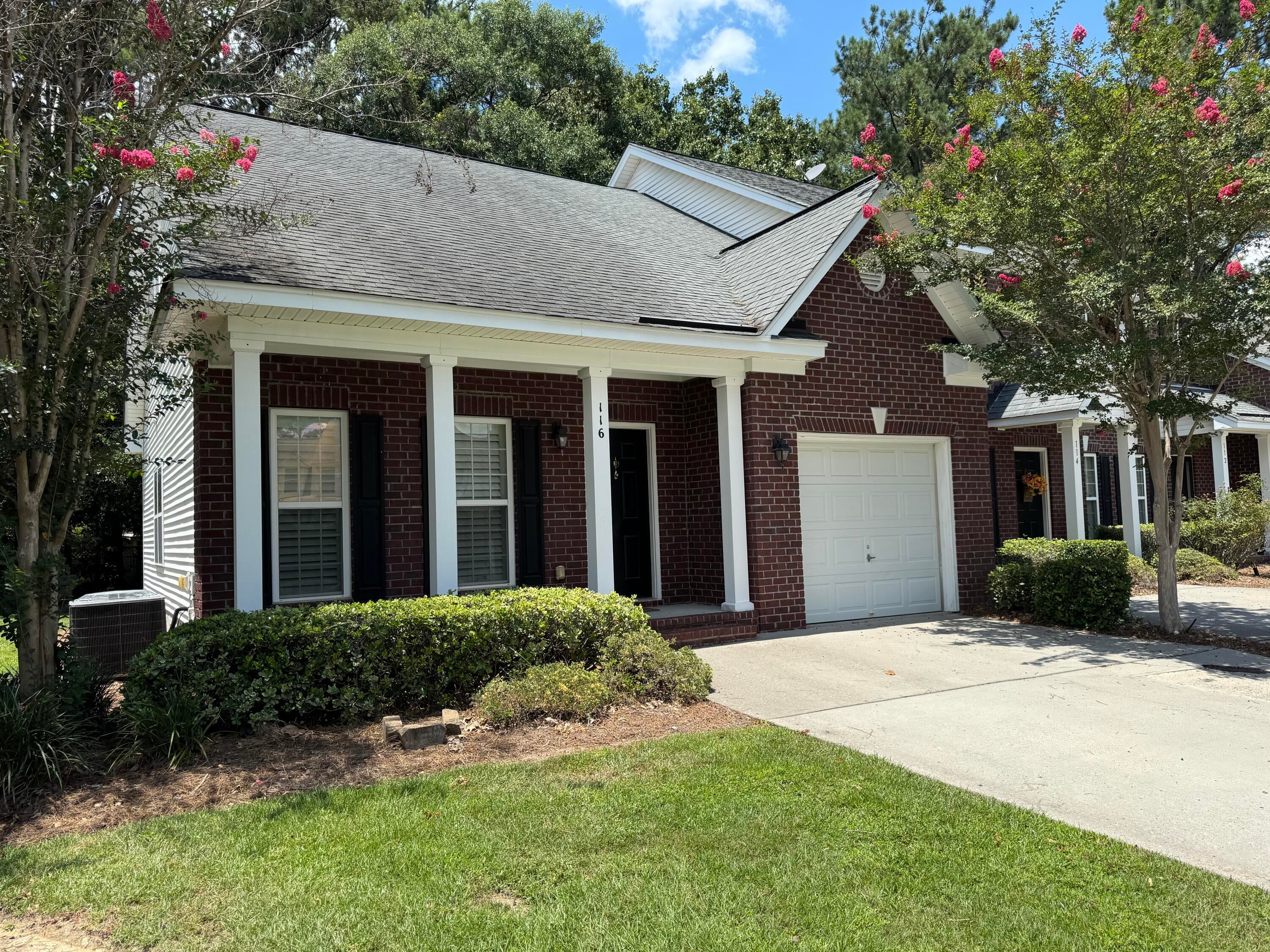 116 Venezia Ct – photo 3