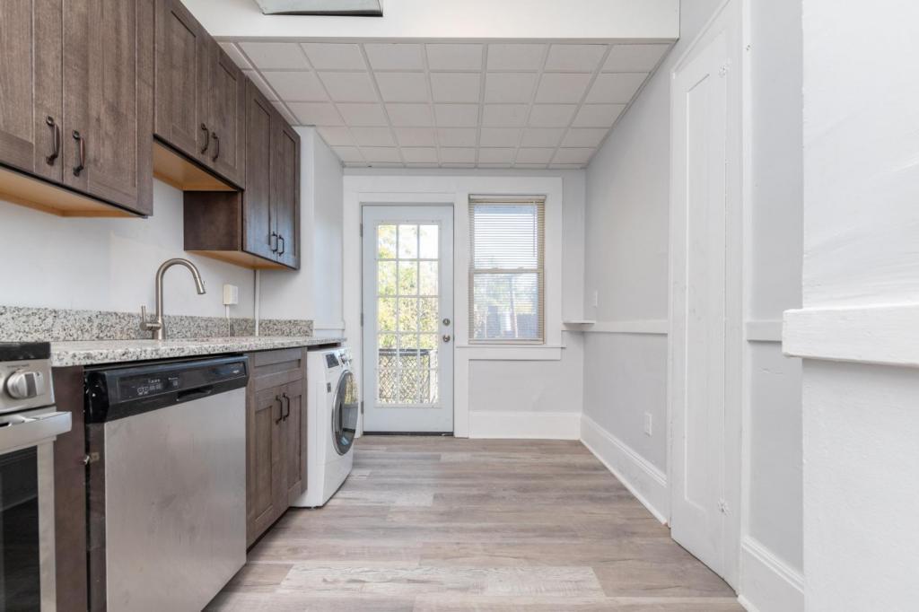 2741 Hampshire Rd unit 3 – photo 2
