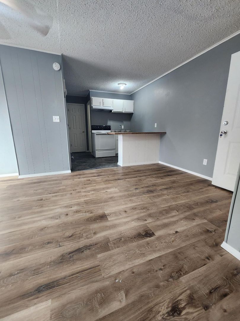 905 Vinewood Ln unit 3 – photo 1