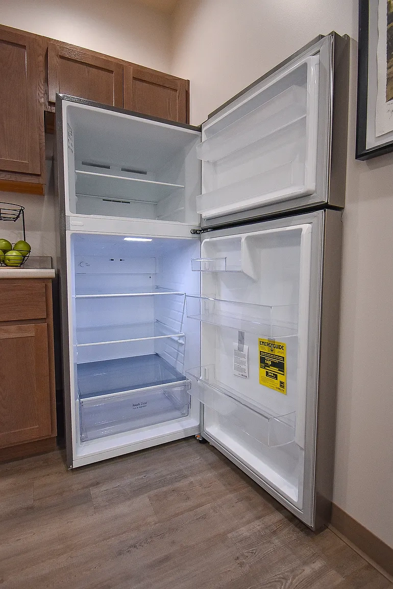 Crossroads Place Apartments – photo 1