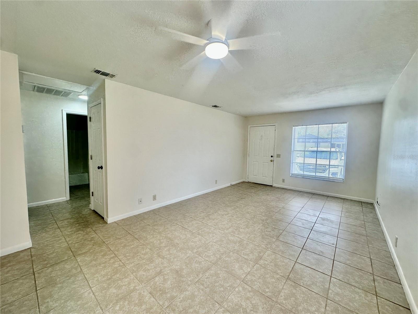 5638 Struthers Ct – photo 4