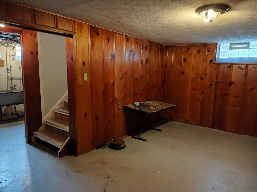 11200 Vernon Ave – photo 3