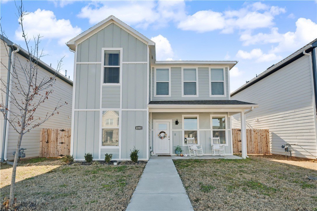 4885 W Triangle St – photo 2