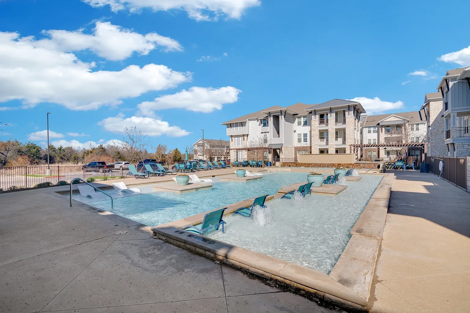 Luxia Rockwall Downes – photo 2