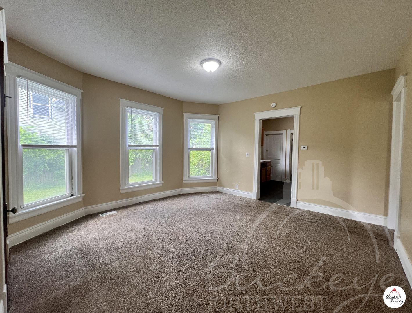 3113 Scottwood Ave unit Lower – photo 4