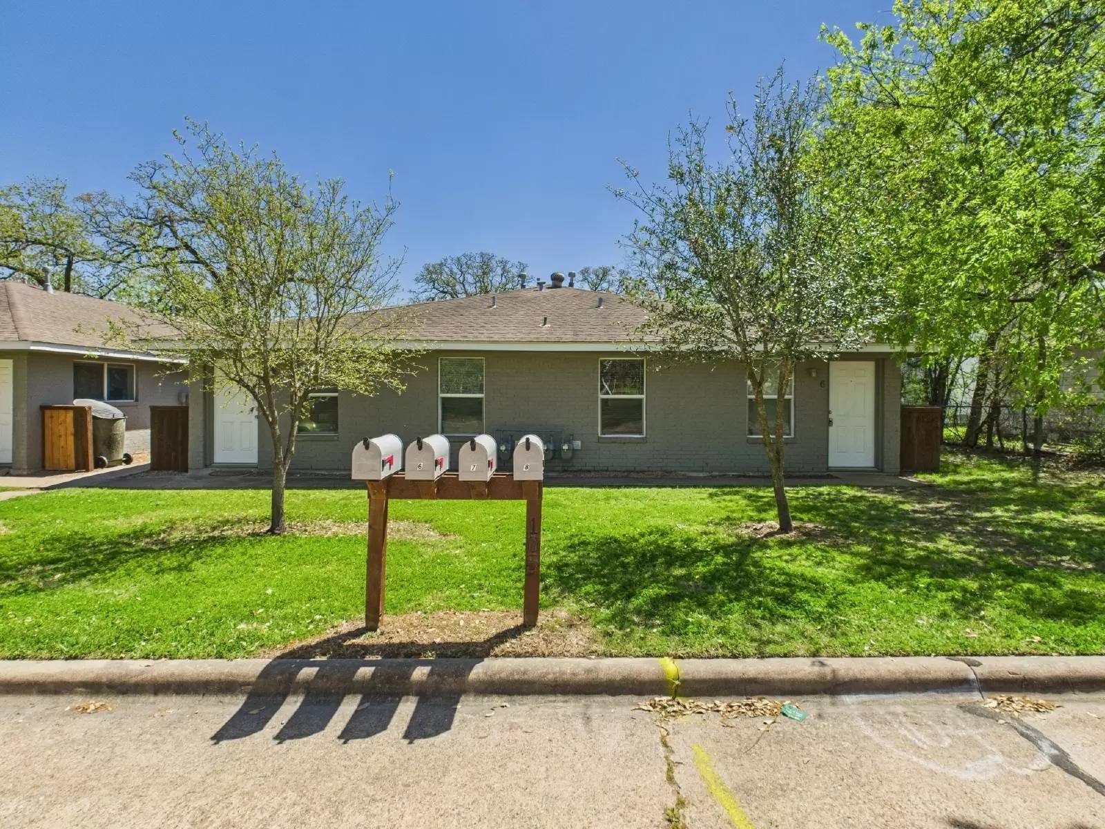 105 Davis St unit 6 – photo 1