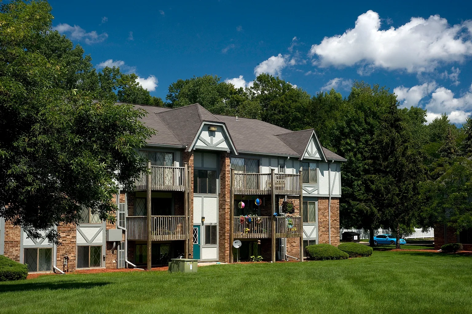 Fox Glen Apartments & Fitness Club – photo 2