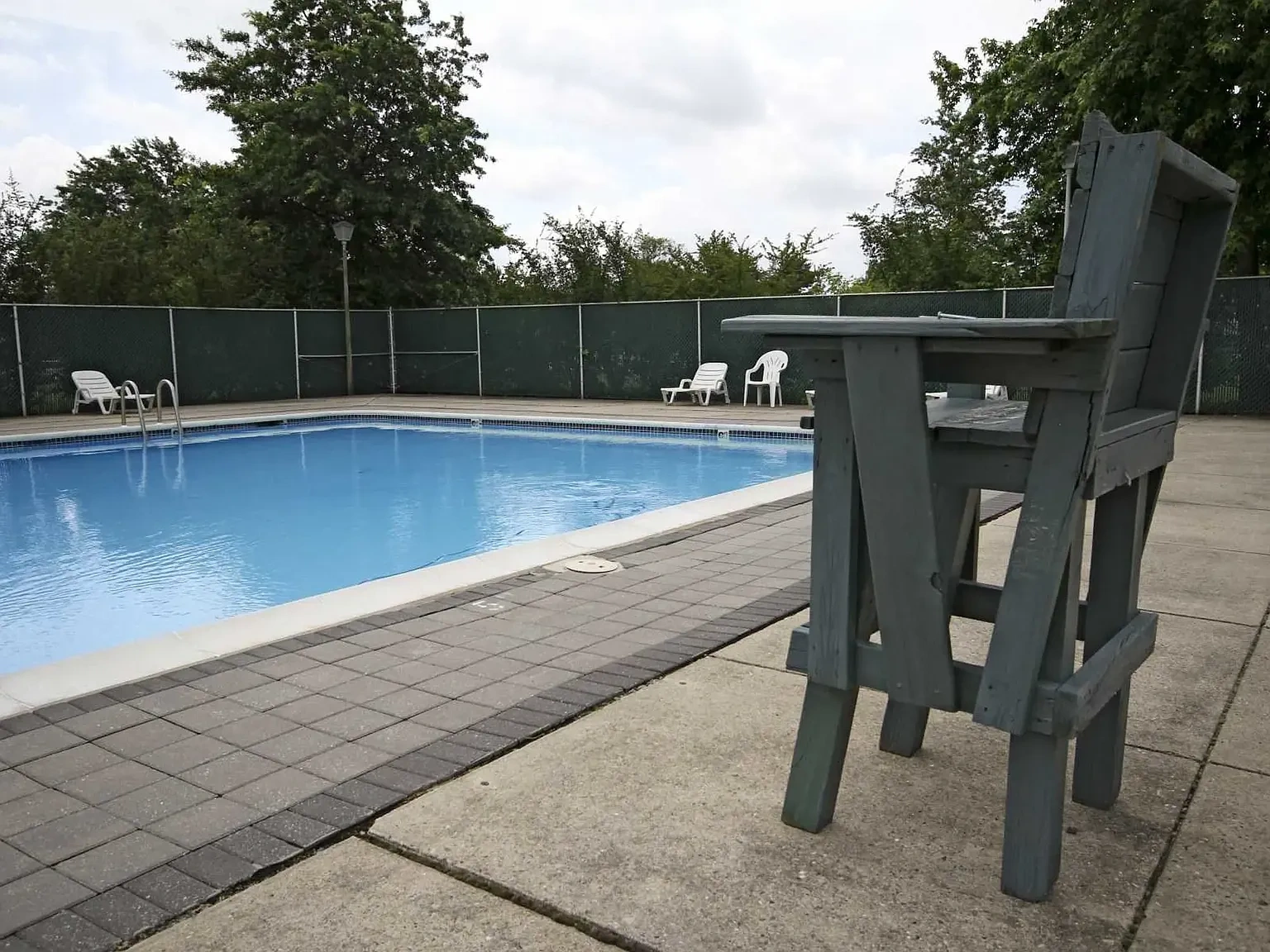 University Park Apartments – photo 3