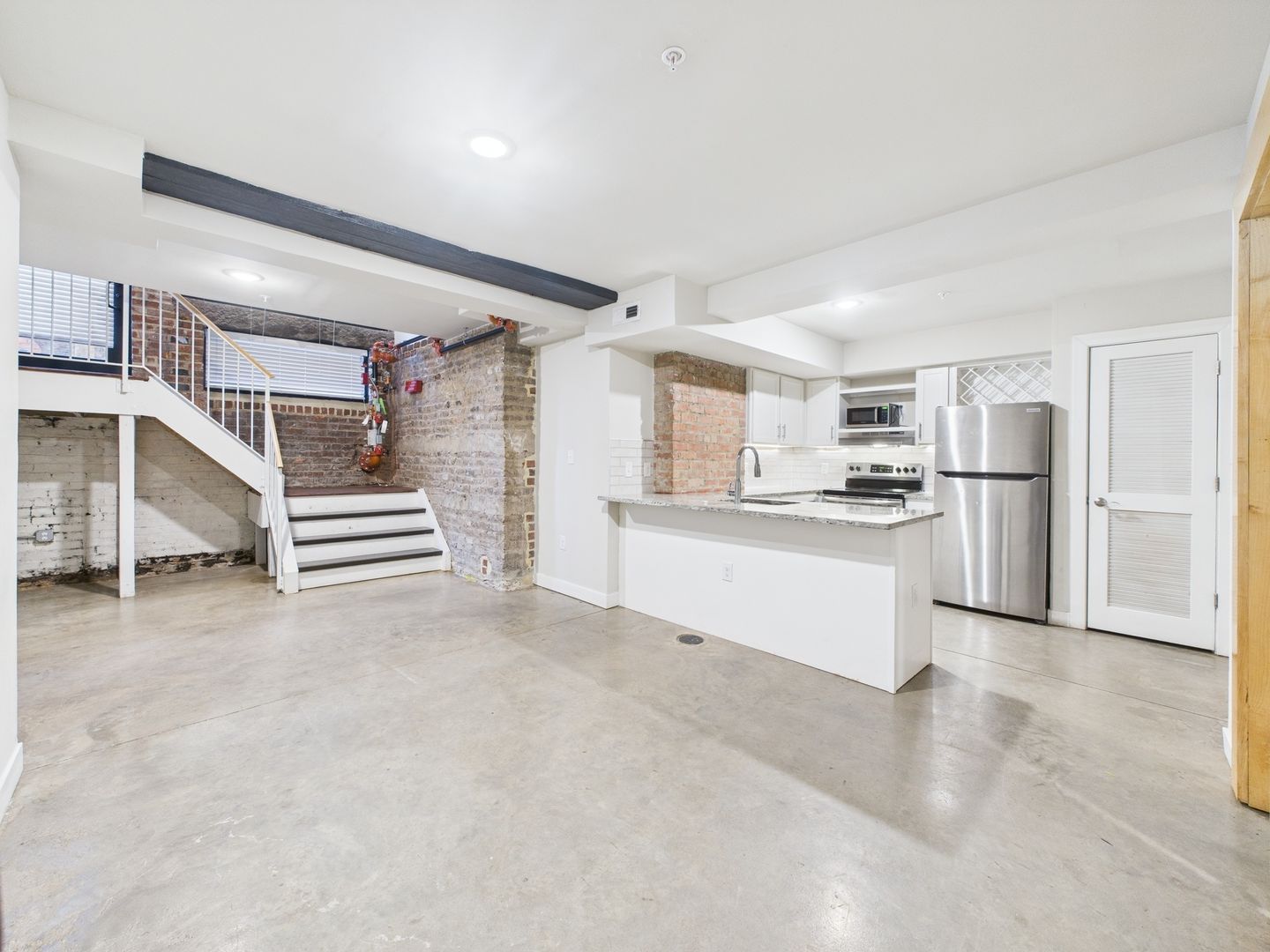 10 Walnut Alley unit A002 – photo 5
