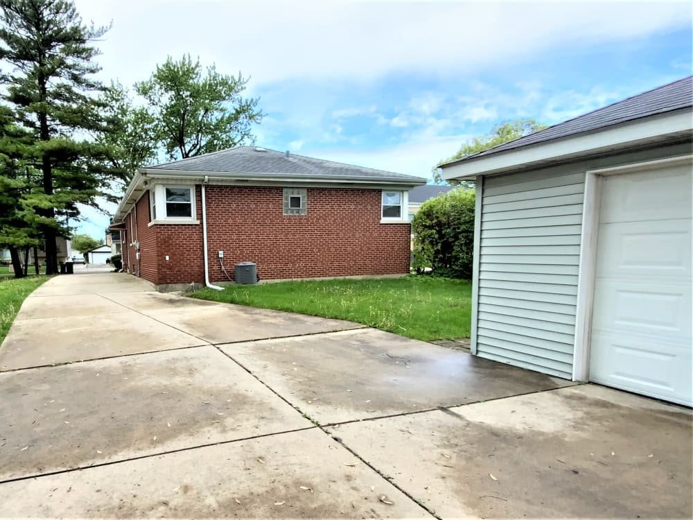 1453 Heidorn Ave – photo 1