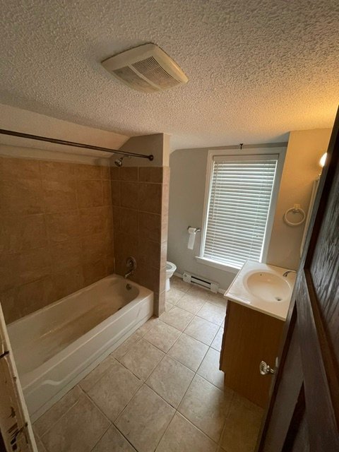 1110 College St unit 4 – photo 3
