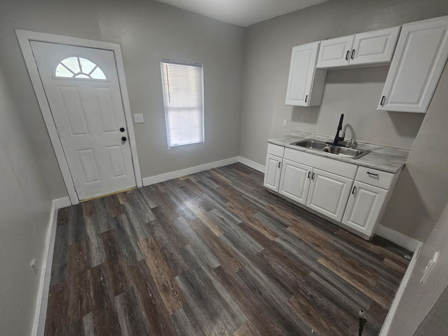 7310 Camden Ave unit Lower – photo 4