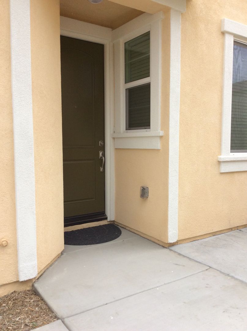 26389 Valencia Wy unit Unit 2 – photo 3