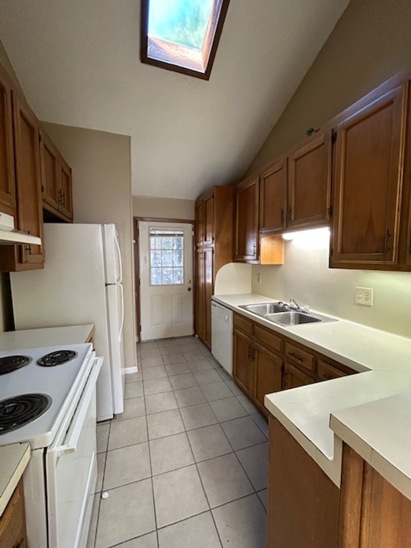 12784 Brogdon Ln unit 12784-H – photo 3