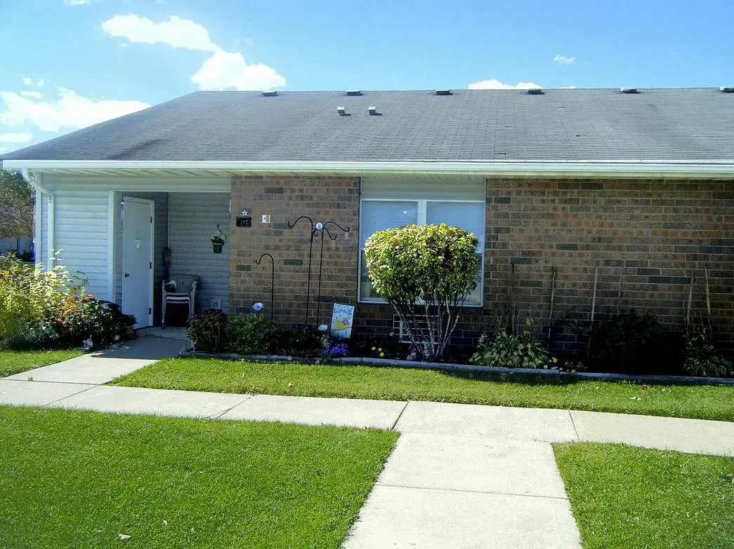 Crawford Manor Apartments – photo 4