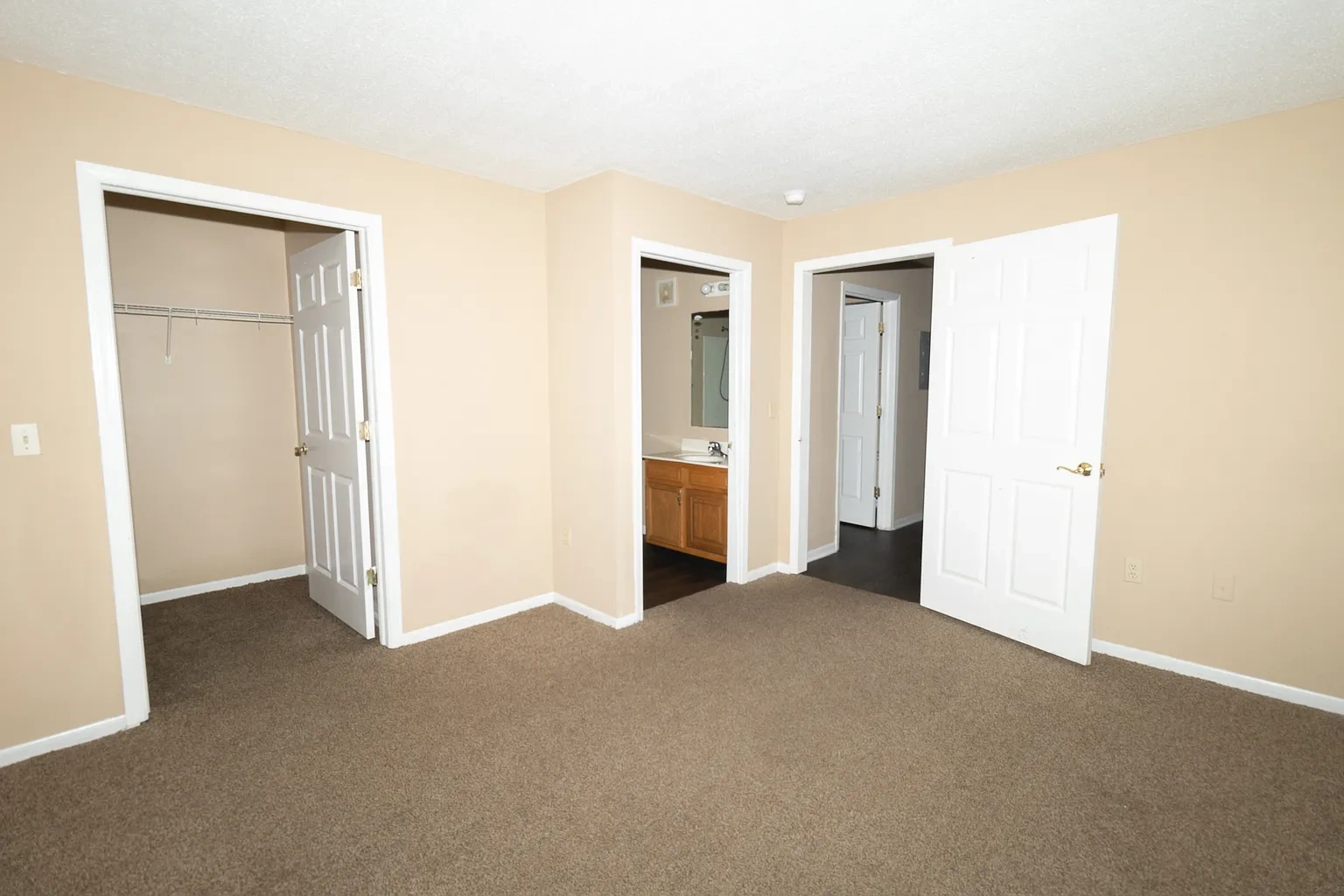Avery Place Apartments – photo 4