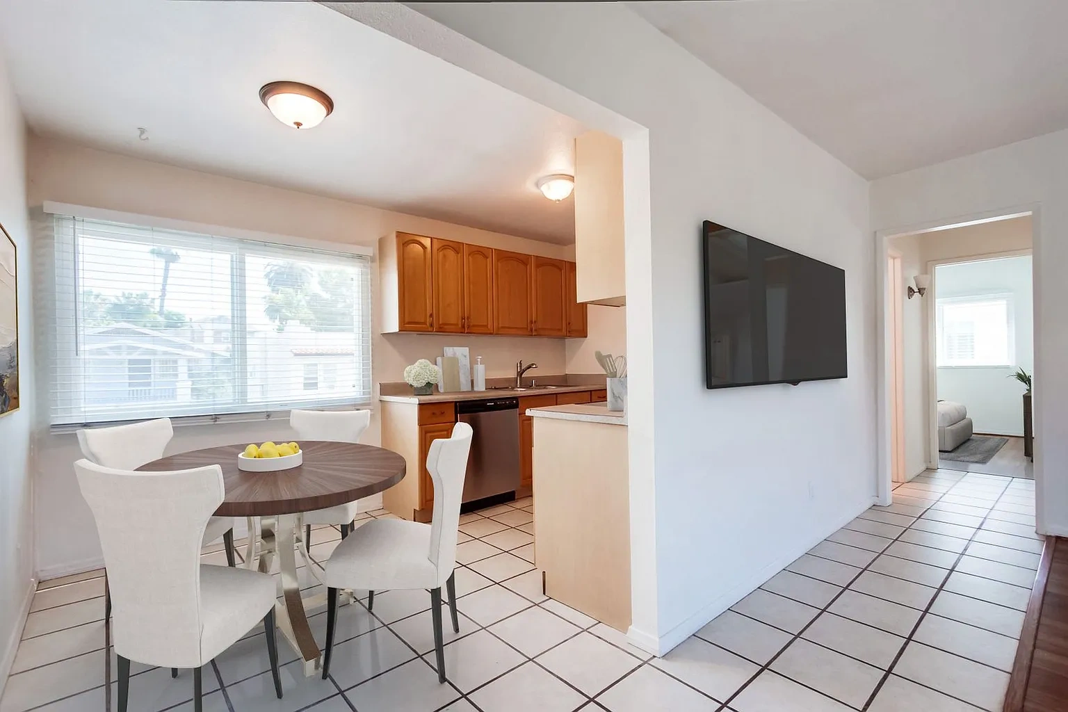 2874 B Street – Floor plan