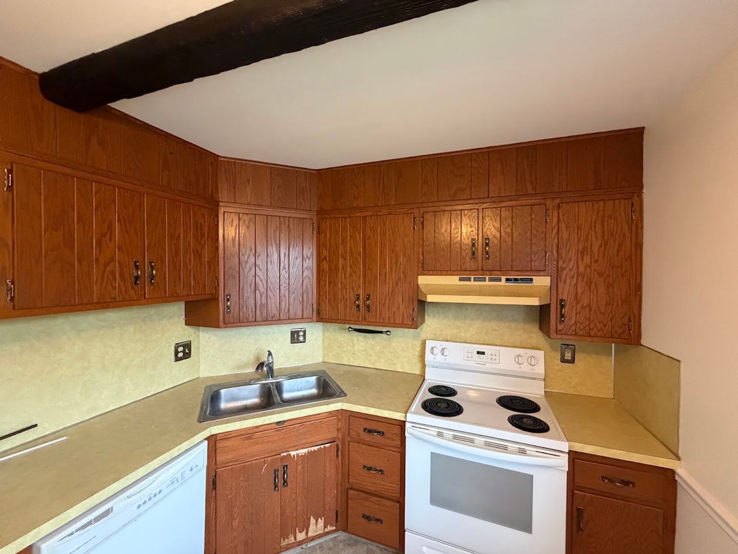 2012 Hale Ct – photo 3