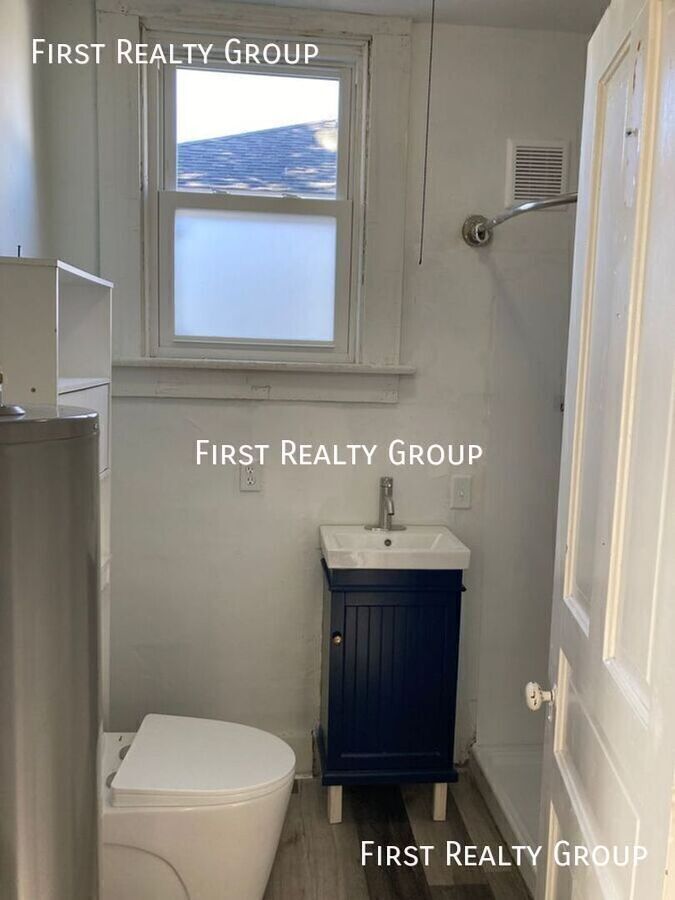 519 1/2 Ann St – photo 5