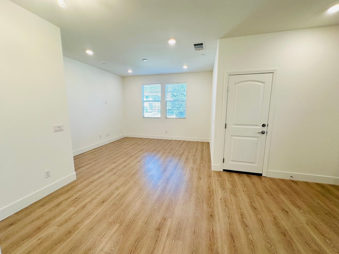 10964 Roble St unit #2 – photo 4