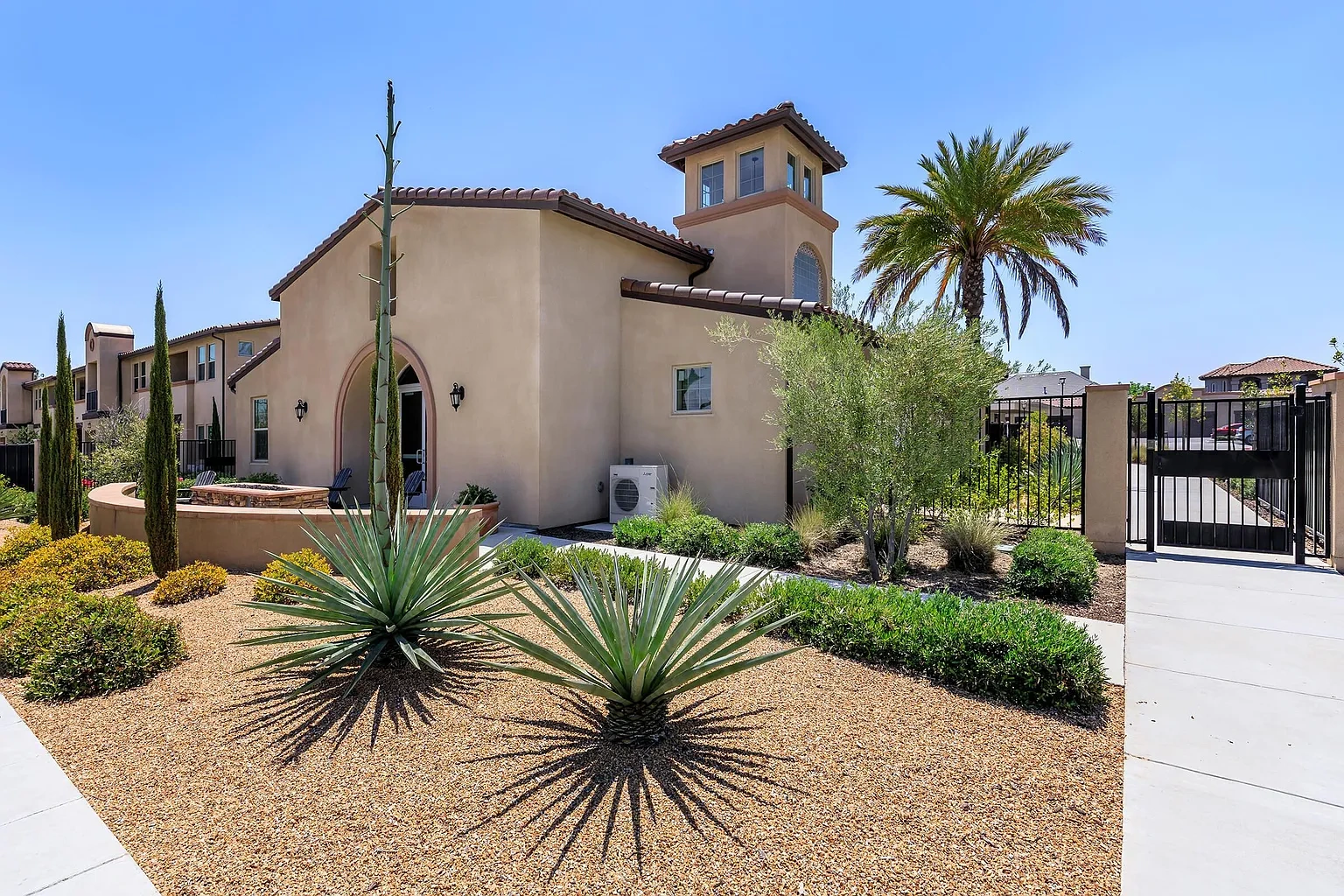 Tempranillo Apartments – photo 2