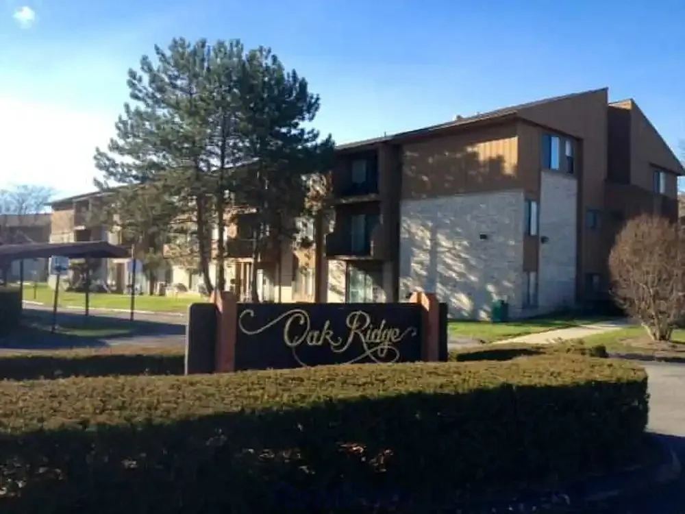 Oak Ridge Apartments – photo 2