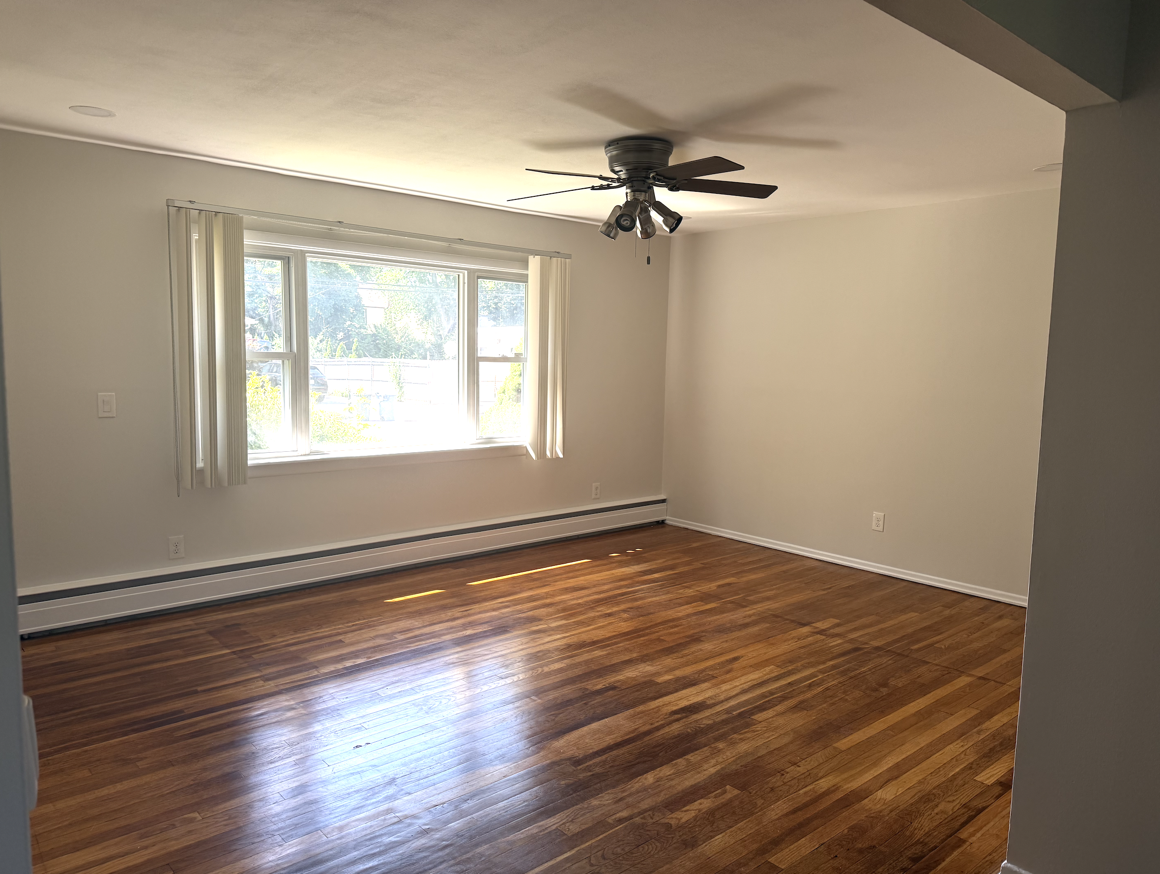 123 E 10th St unit 1 – photo 3