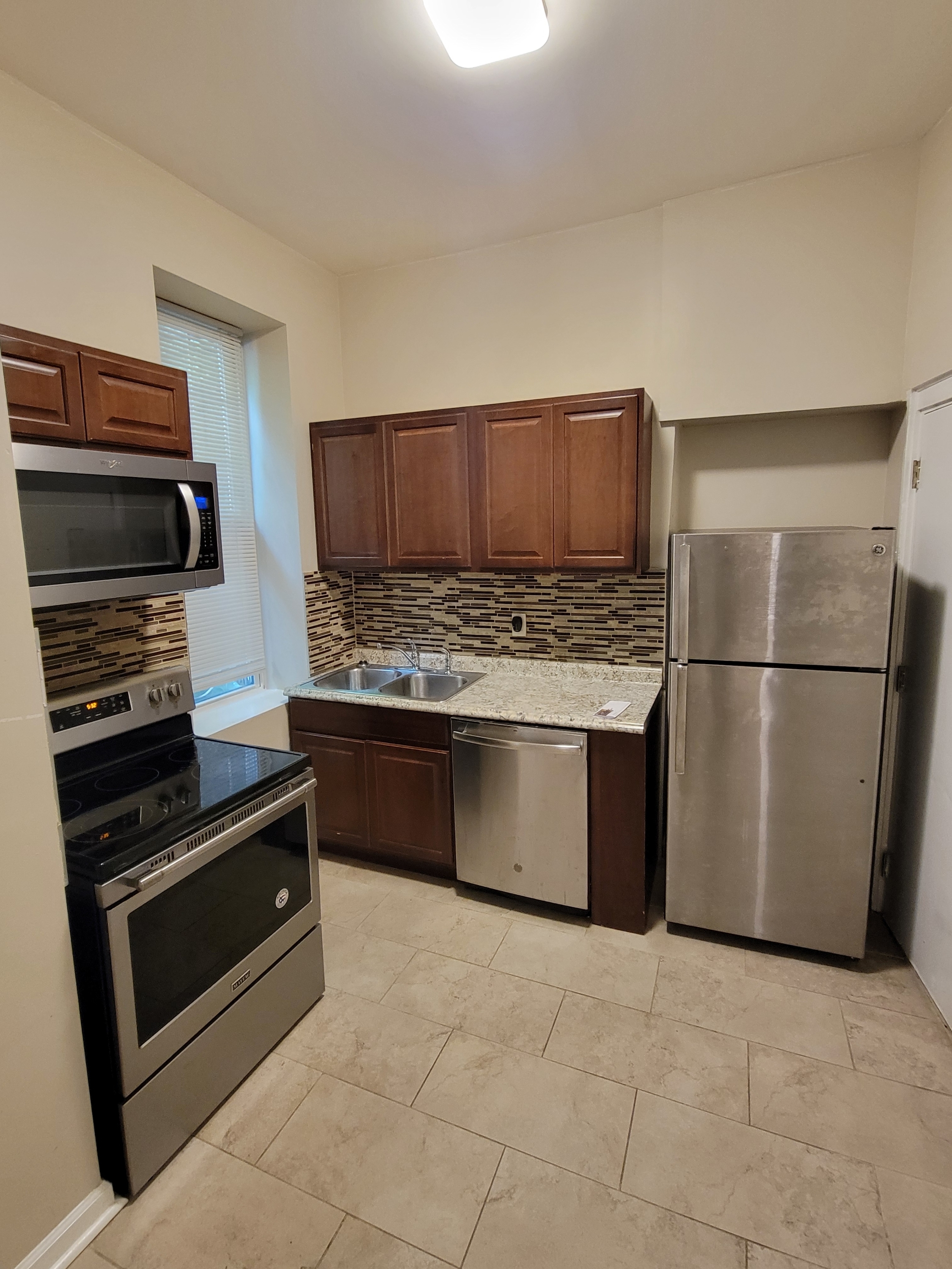714 Cedar Ave unit 2 – photo 1