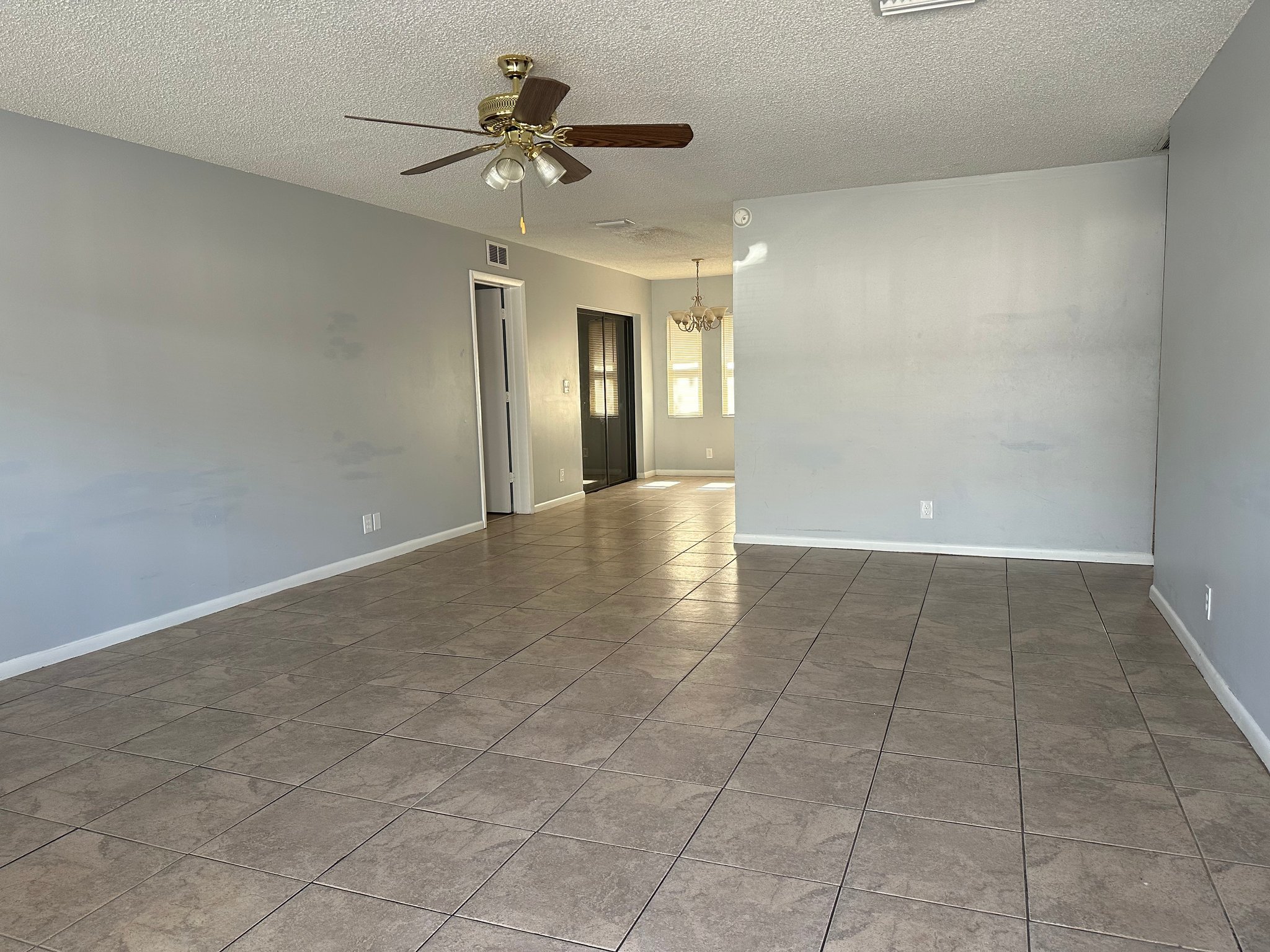 641 W 9th St unit 2 – photo 2