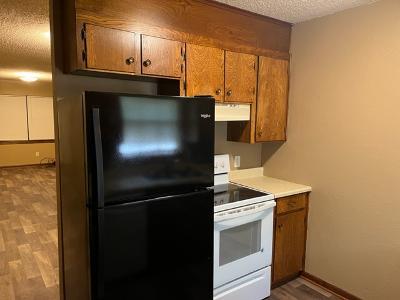 1409 Wingwood Dr unit F – photo 3