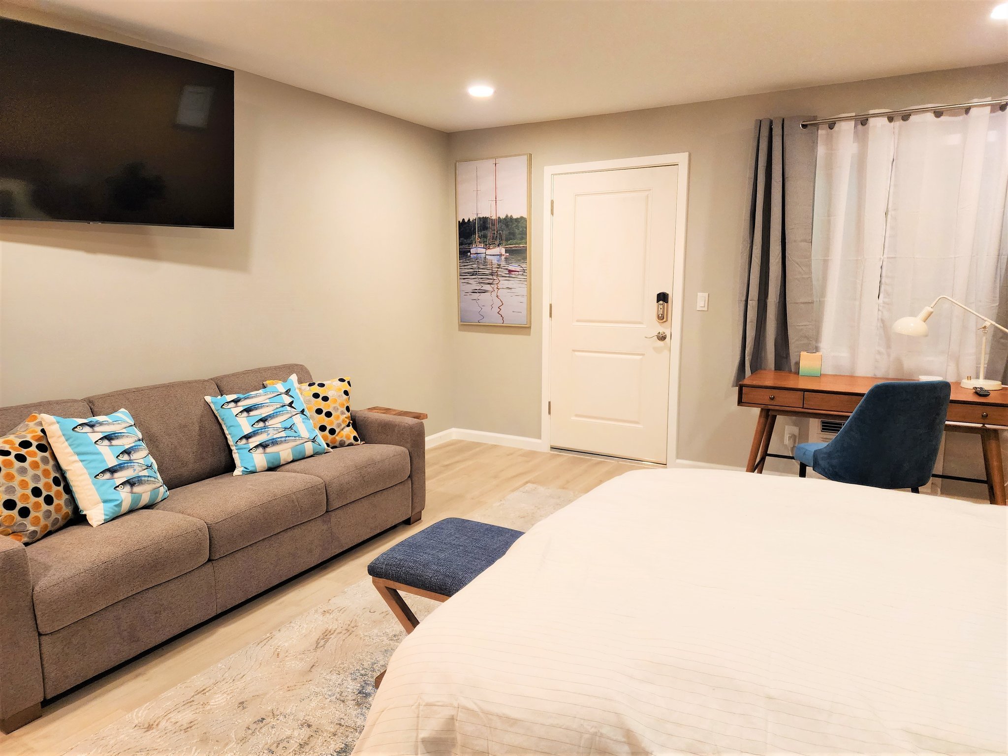 2802 Lakeshore Blvd unit #7 – photo 4