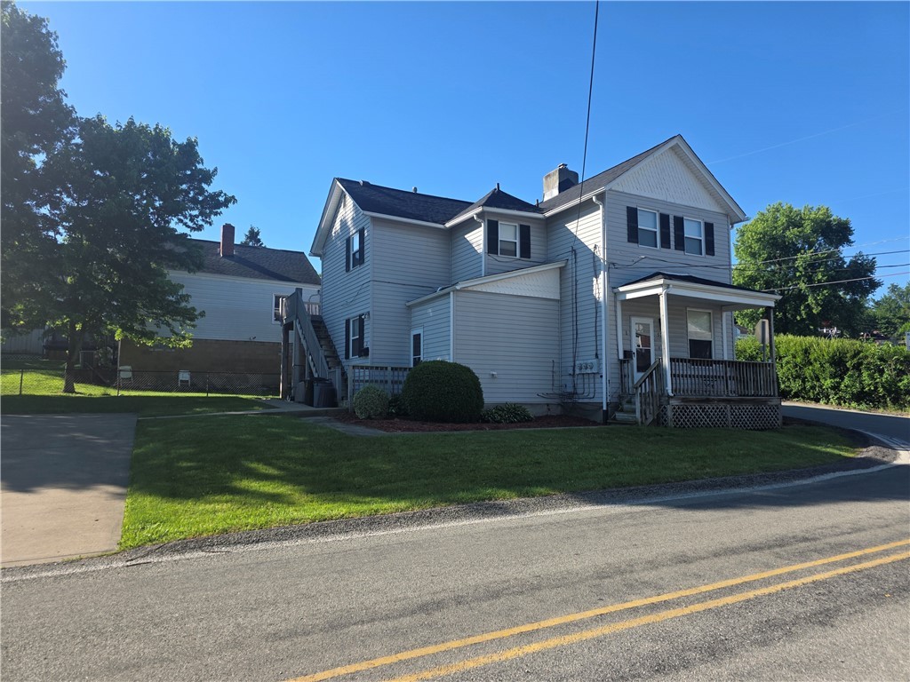521 9th Ave – photo 1