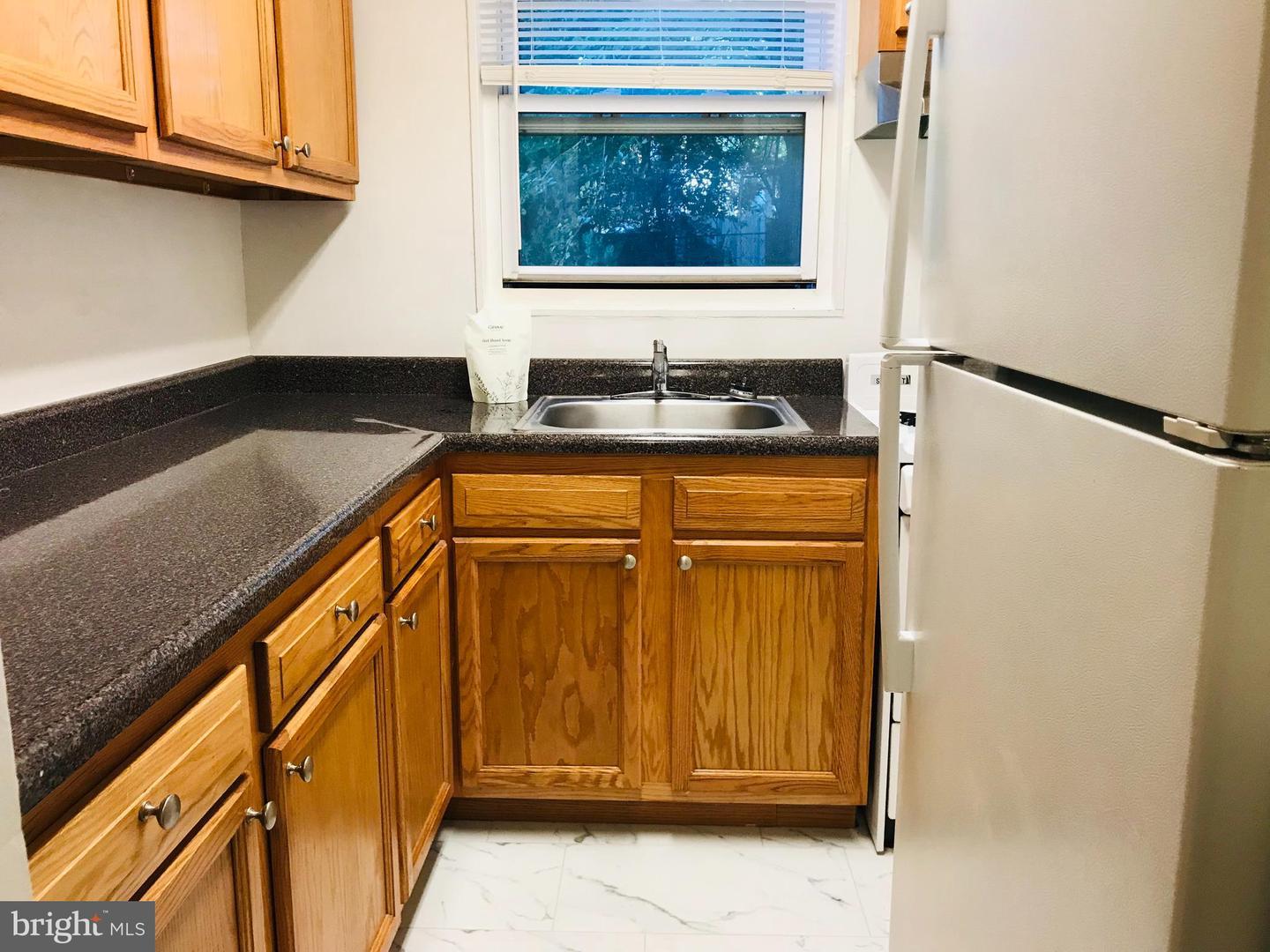 8809 Plymouth St unit 3 – photo 2
