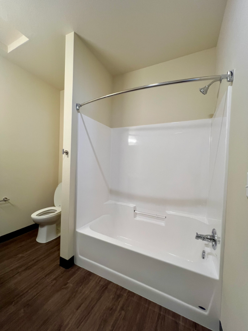 735 Meridian Dr unit 735 #05 – photo 2