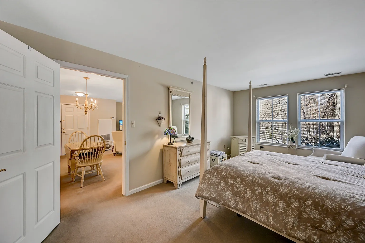 Kings View Apartments – photo 3
