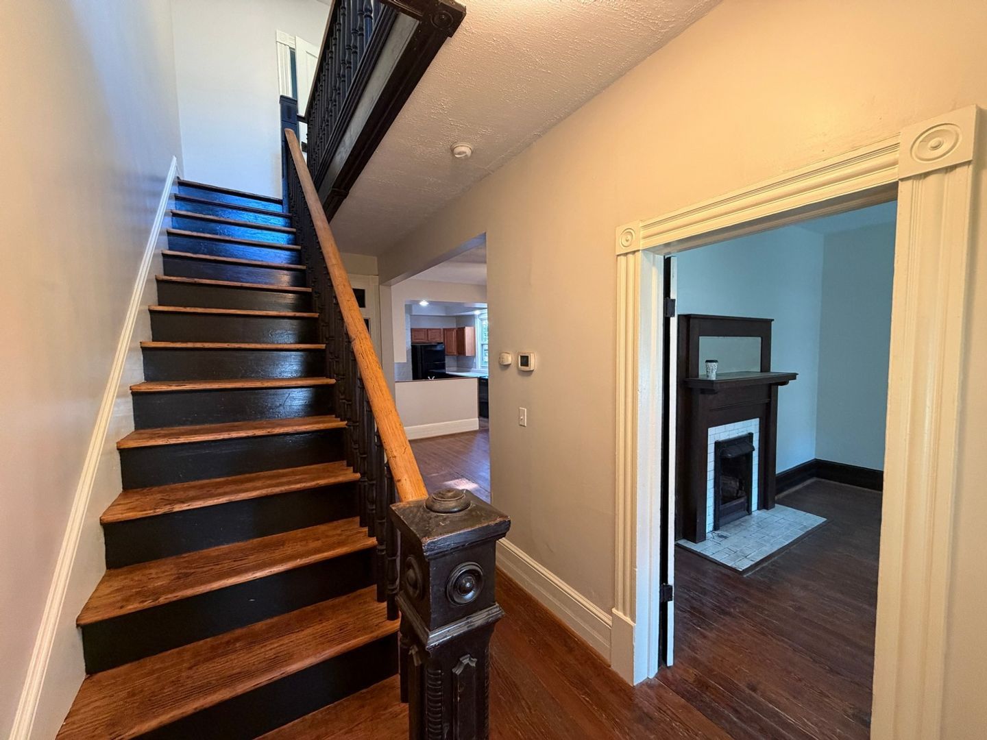 606 Elm Ave – photo 4