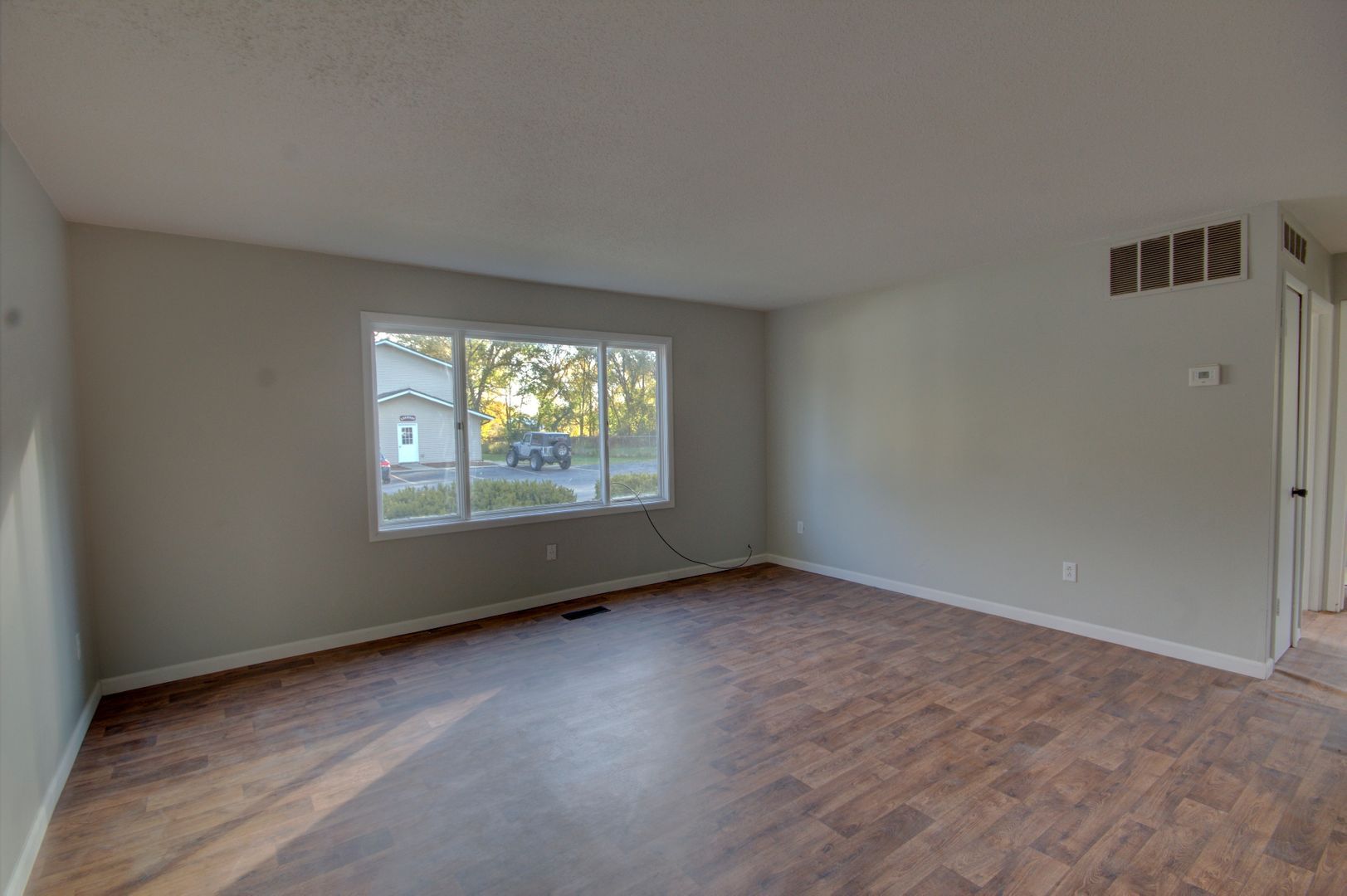 306 Larson Ct unit Apt 7 – photo 5