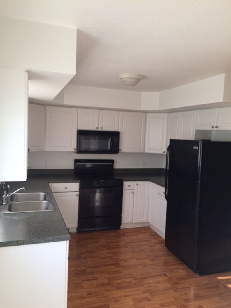 5541 Christopher Ct unit 5547 – photo 2