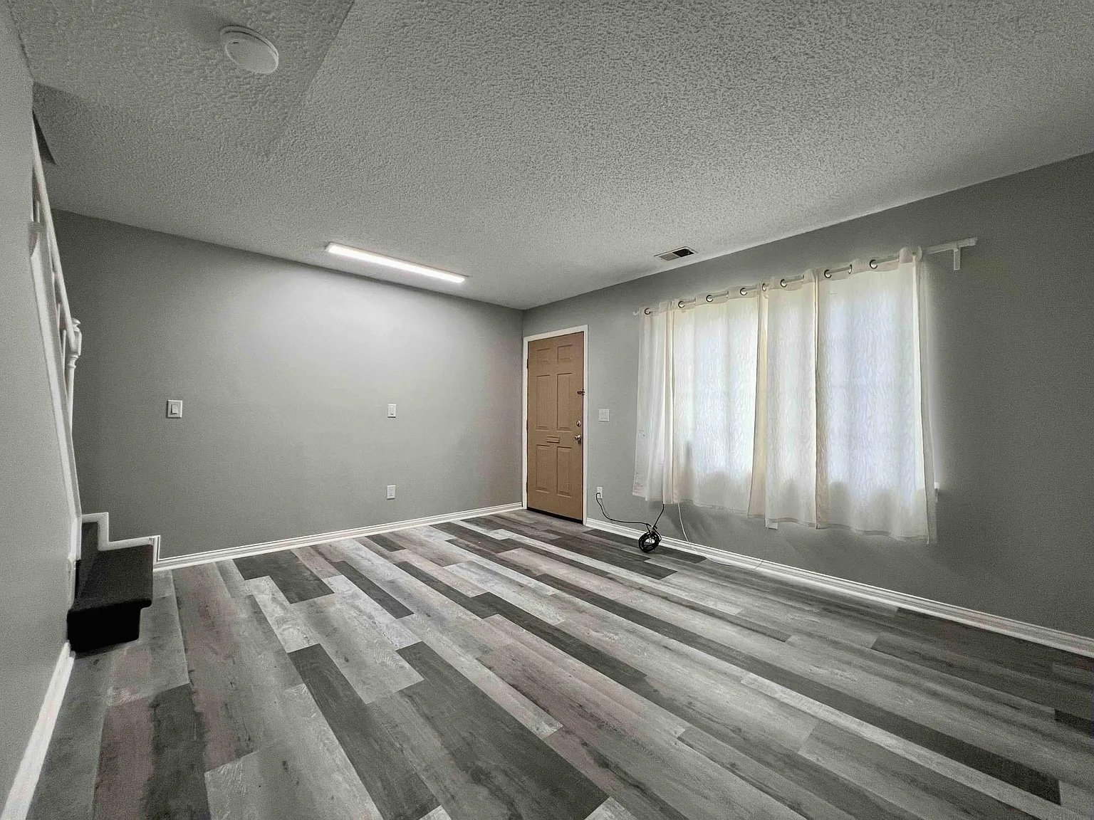 2927 Bridgewalk St – photo 3