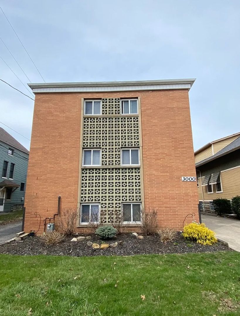 3000 Denison Ave unit Unit 1 – photo 1