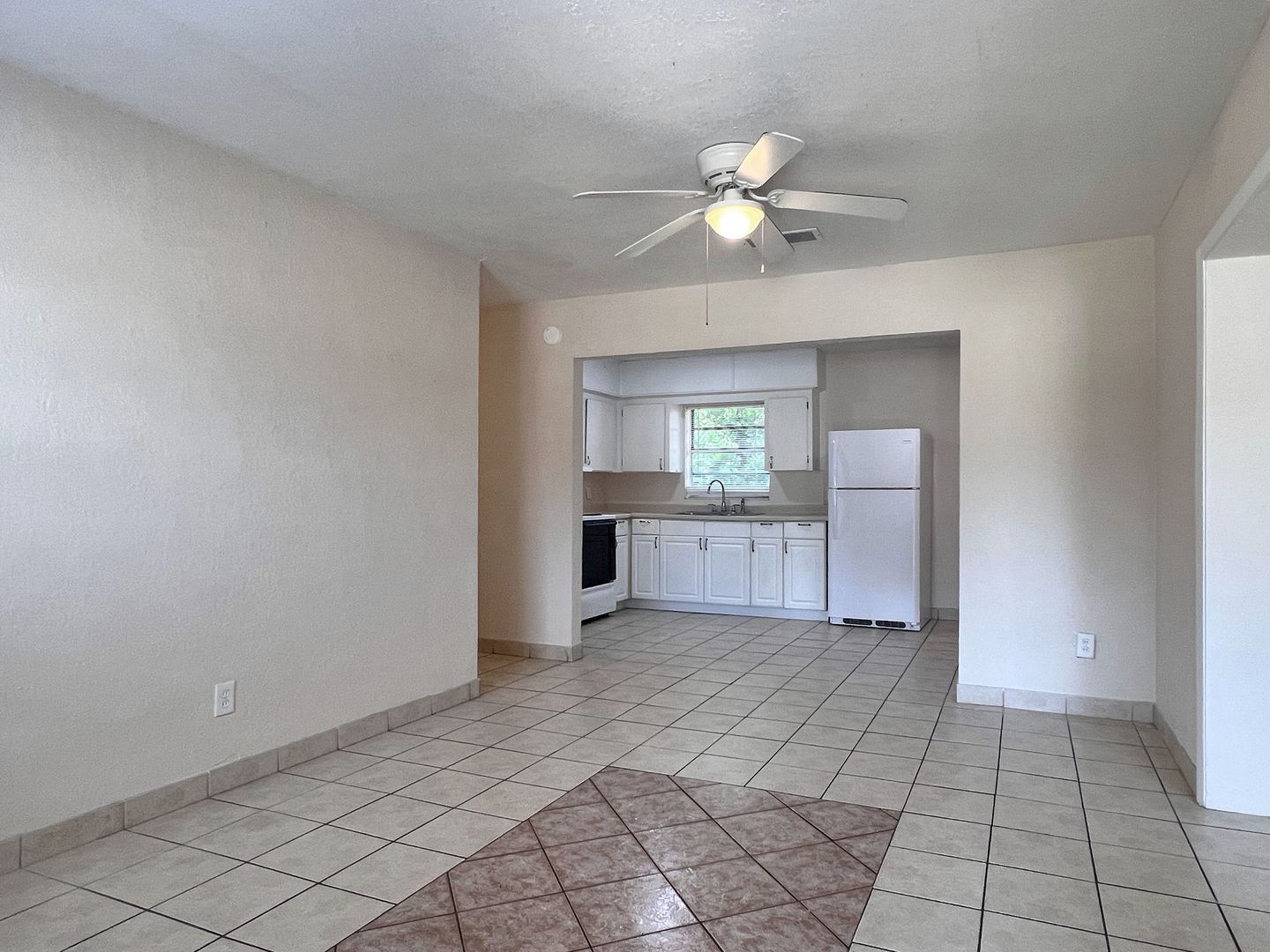 120 3rd Jpv St – photo 2