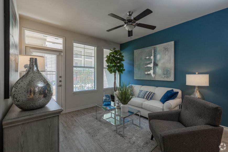 2121 Ella Blvd – photo 5