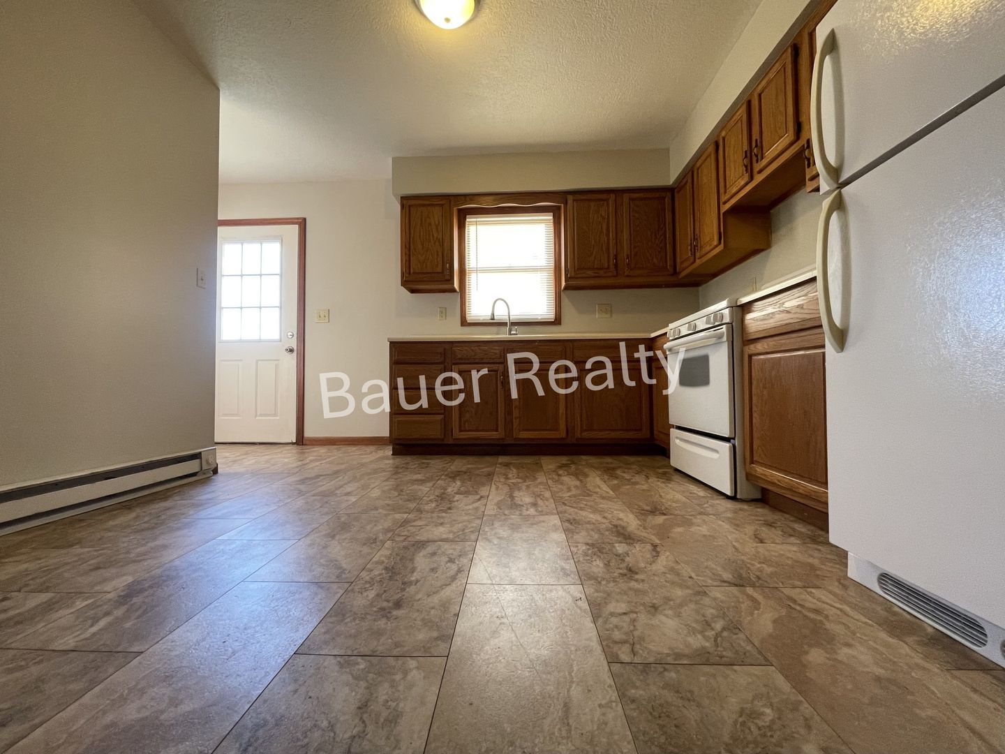 87 New St unit Apt #A – photo 5